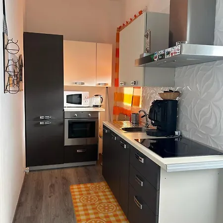 Stone House Apartment